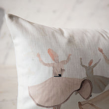 Load image into Gallery viewer, Sufi, center cushion