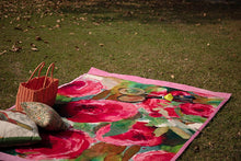 Load image into Gallery viewer, Pink Roses Rug