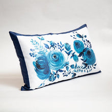 Load image into Gallery viewer, China Blue Center Cushion