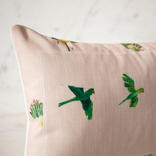 Load image into Gallery viewer, Palms, center cushion