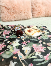 Load image into Gallery viewer, Mess Mat, Lilies