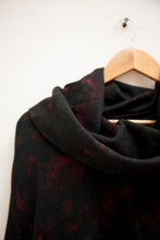 Load image into Gallery viewer, Rose Cape, Night