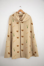 Load image into Gallery viewer, Cream Cape, Day