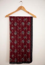 Load image into Gallery viewer, Scarf, Maroon Fan palm